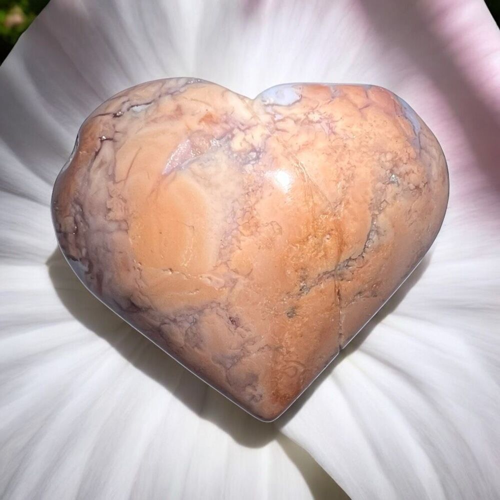 Pink Agate Crystal‎ Heart Carving